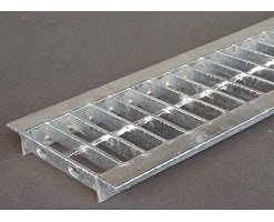 ���졼���� ¦����