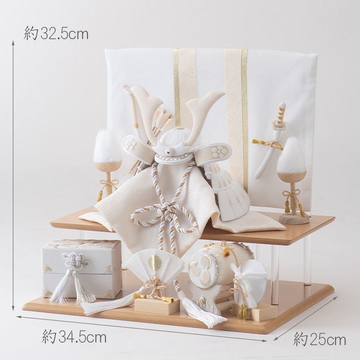 兜飾りと衣装セット　未使用に近い 兜飾りと衣装セット 未使用に近い