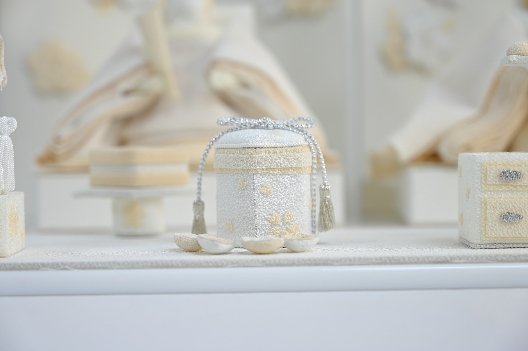 ハニカミヤ 　雛人形 雛人形・ひな人形花霞の舞 - hanagasuminomai -平安博翠 | 永光